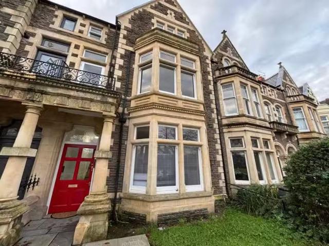 House for rent in Plasnewydd, Falcon Lodge