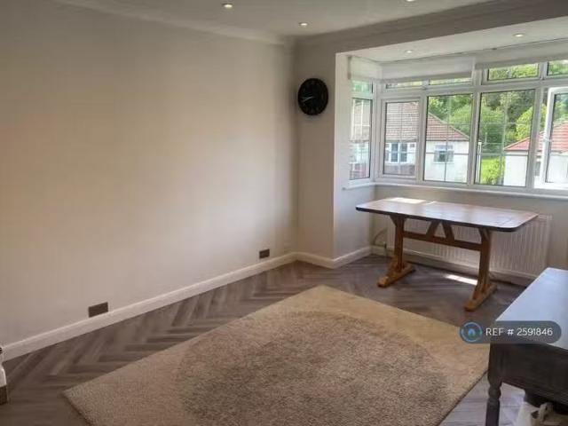 House for rent in London Borough of Croydon, Kenley