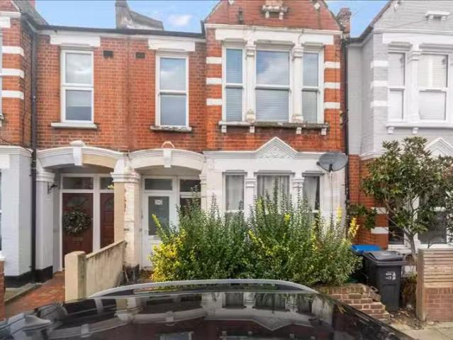 House for rent in London Borough of Merton, Mitcham