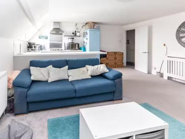 House for rent in Northumberland Heath, Greater London