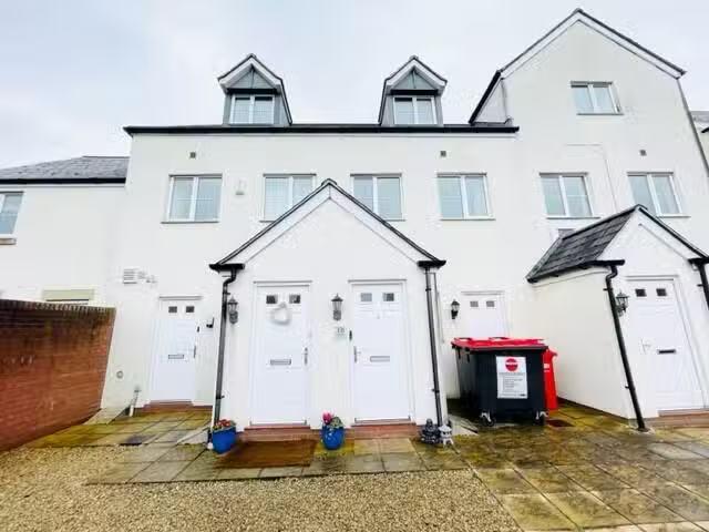 House for rent in London Borough of Croydon, Forestdale