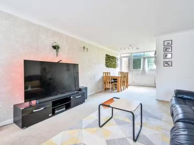 House for rent in Westfield, Woking