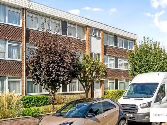House for rent in Hainault, Greater London