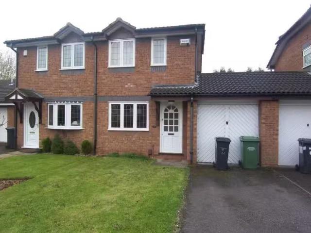 House for rent in Kettlebrook, Staffordshire