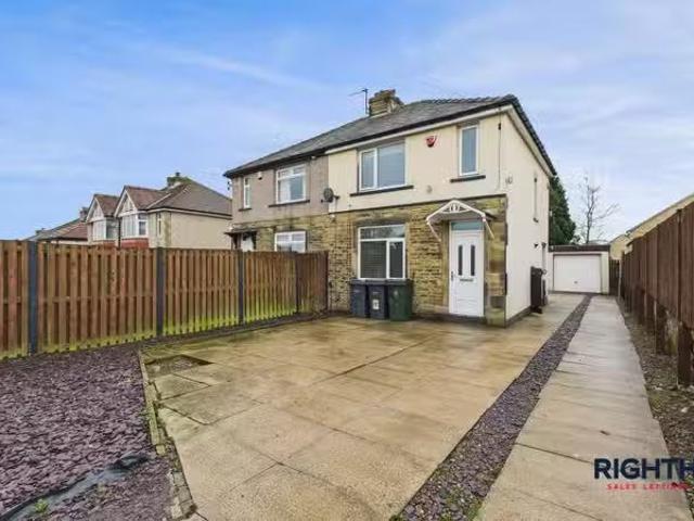House for rent in Westwood Park, West Yorkshire