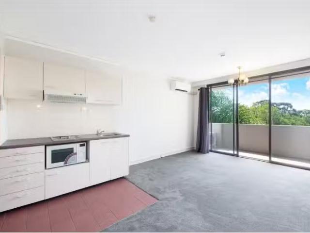 Apartment for rent in Lower North Shore, Sydney