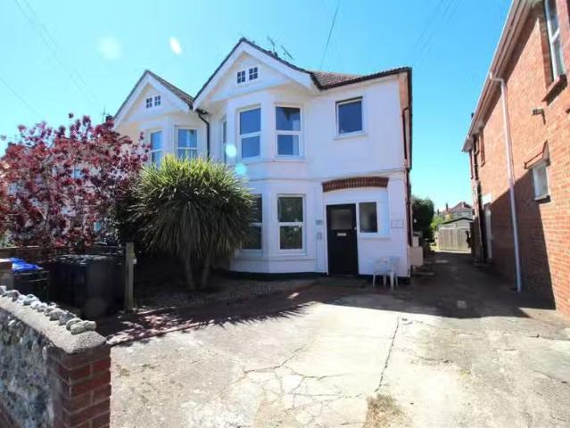 House for rent in Worthing, West Sussex