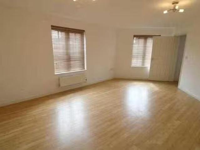 Apartment for rent in Dickens Heath, Dickens Heath