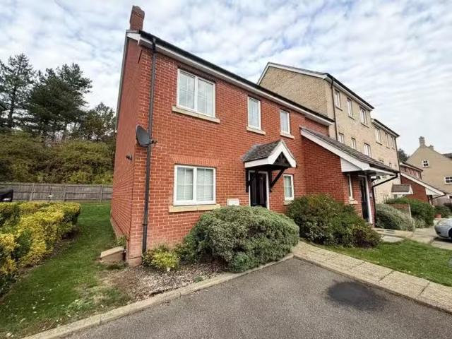 House for rent in Falcon Lodge, Wales