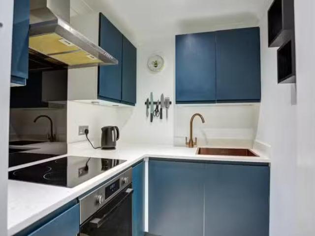 House for rent in Aldrington