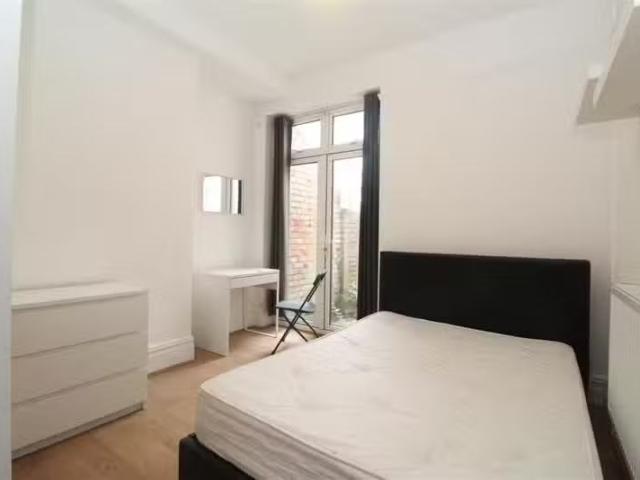 House for rent in Falcon Lodge, Wales