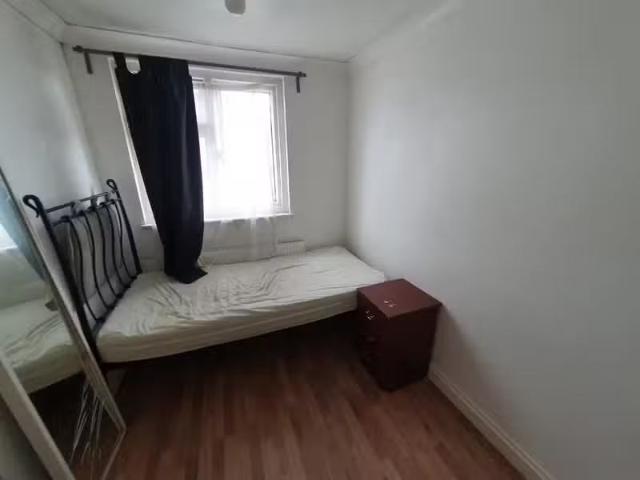 House for rent in Ilford, Greater London
