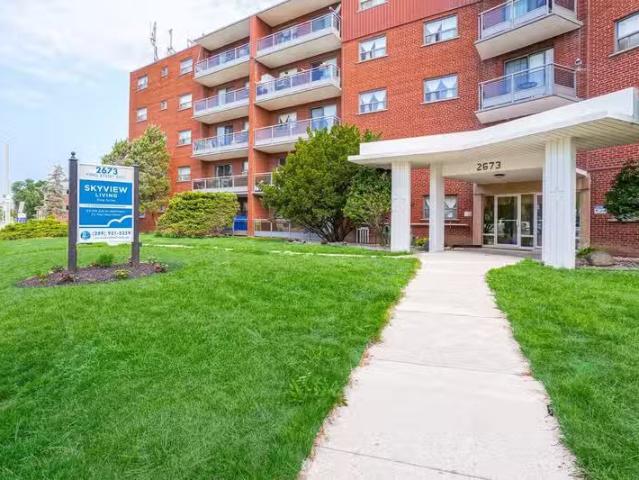 Condo for rent in Ancaster, Ontario