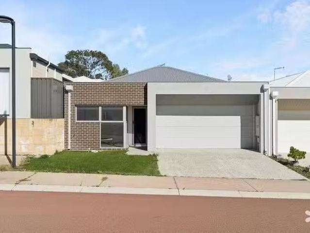 House for rent in Kardinya, Western Australia