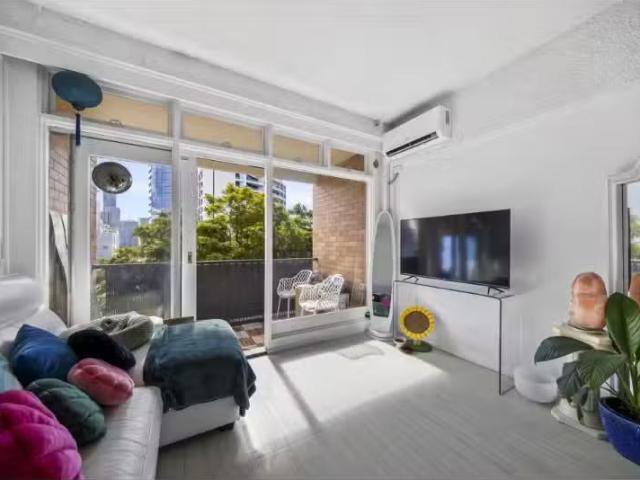 Apartment for rent in Toombul, Queensland