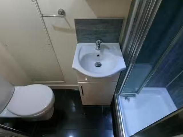 Apartment for rent in London Borough of Ealing, Greater London