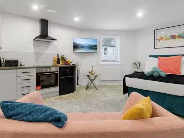 Apartment for rent in Watergate, Devon