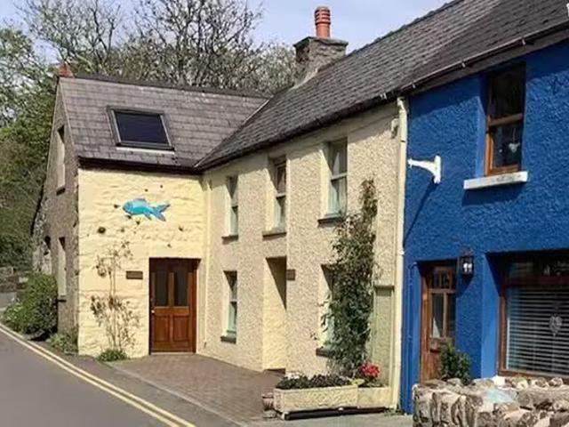 Apartment for rent in Solva, Wales