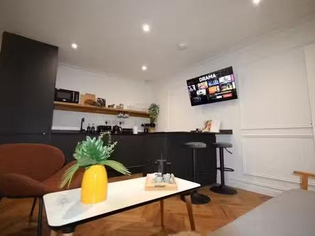Apartment for rent in City Centre, Georgia