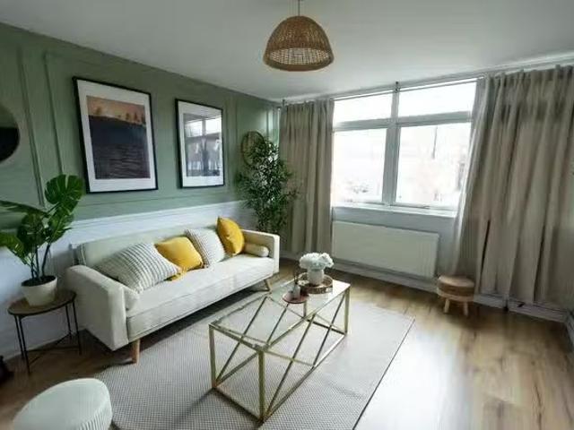 Apartment for rent in Thamesmead, Greater London