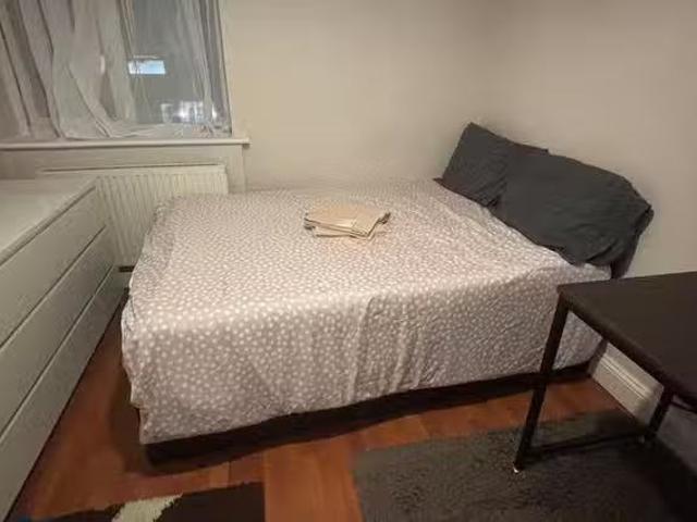Apartment for rent in Hatch End, Greater London