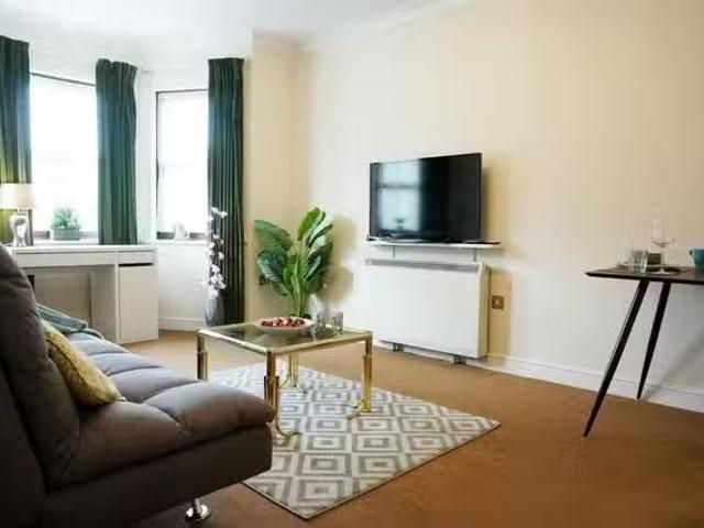 Apartment for rent in Burnham, Swallow