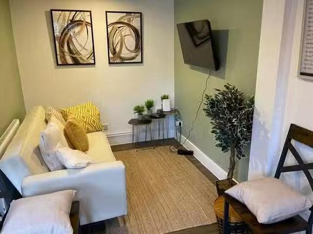 Apartment for rent in Caversham Park, Reading