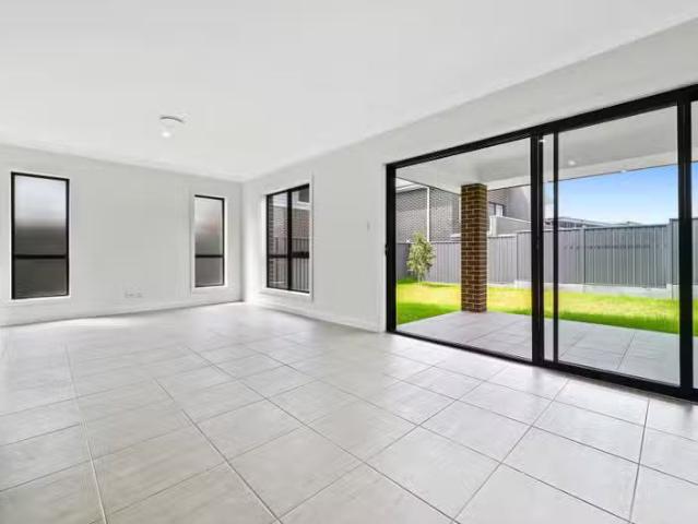 House for rent in Wentworthville, New South Wales