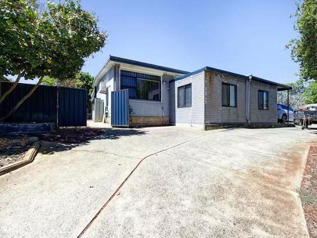 House for rent in Orelia, Western Australia