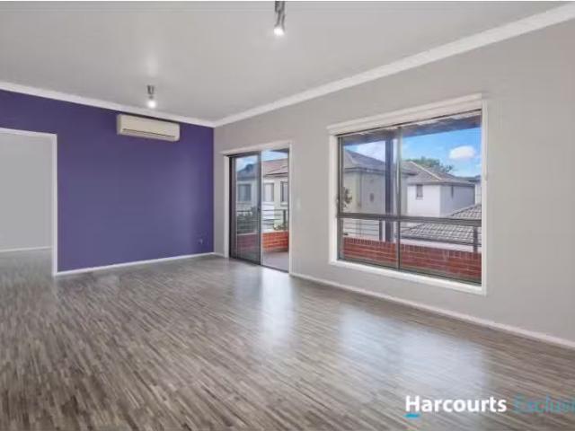 Condo for rent in Sydney, New South Wales