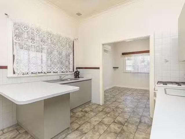 House for rent in Carlisle, Western Australia