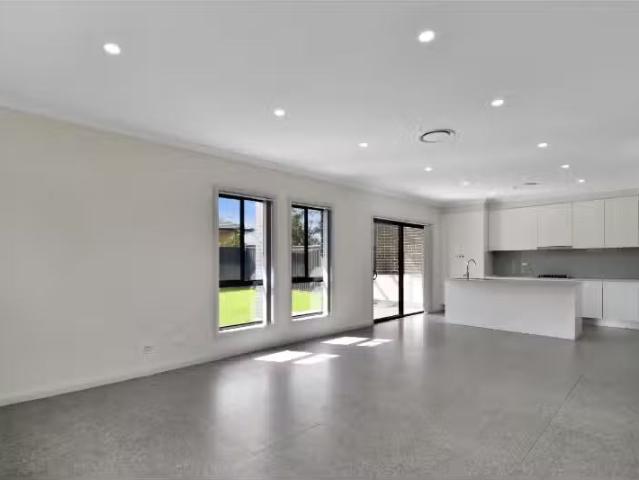 Condo for rent in Sydney, New South Wales