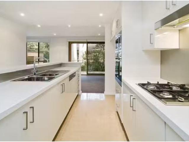 Condo for rent in Sydney, New South Wales