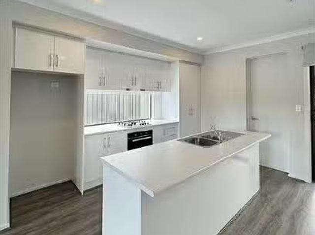House for rent in Mount Barker, South Australia