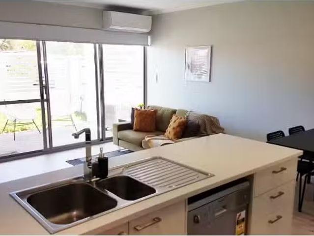 Apartment for rent in Cloverdale, Western Australia