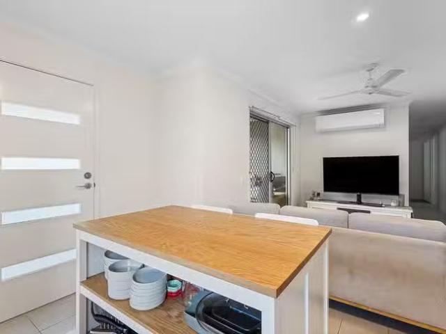 House for rent in Old Bar, New South Wales