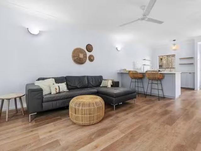 Apartment for rent in Palm Cove, Queensland