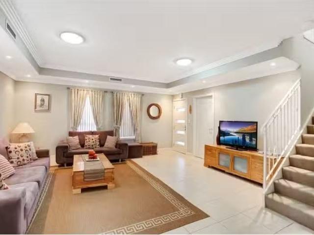 Condo for rent in Sydney, New South Wales