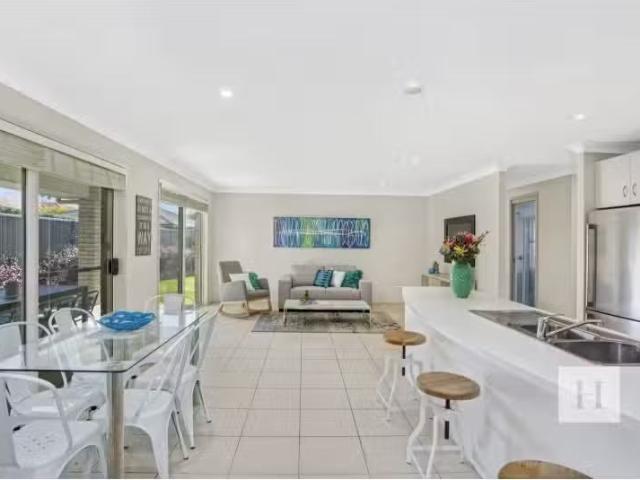 House for rent in Wadalba, New South Wales