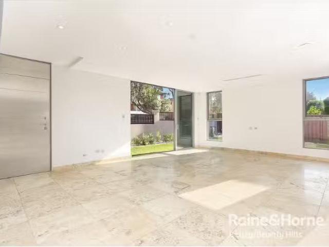 Condo for rent in Sydney, New South Wales