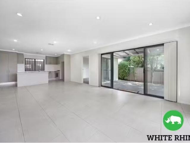 Condo for rent in Woden, Australian Capital Territory