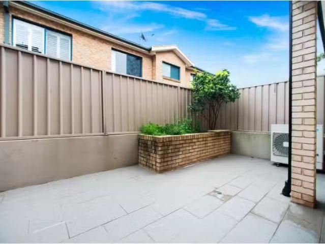 Condo for rent in Sydney, New South Wales