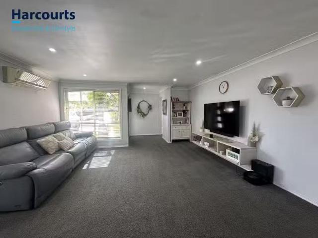 House for rent in Lake Haven, New South Wales