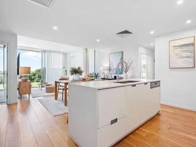 Apartment for rent in Swanbourne, Western Australia