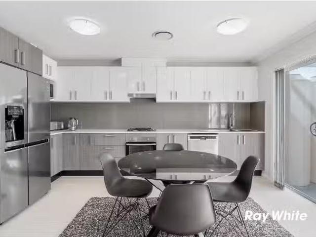 Condo for rent in Sydney, New South Wales