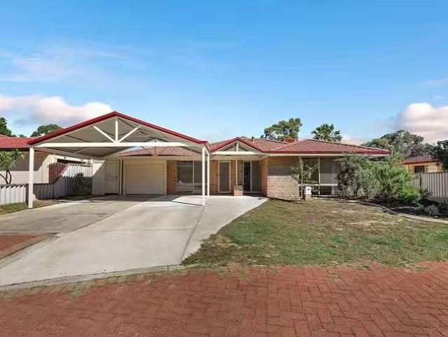 House for rent in Seville Grove, Western Australia