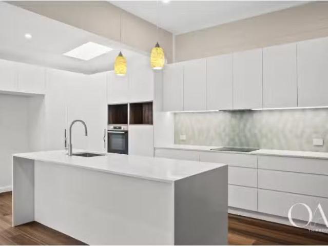 House for rent in Wollongong West, New South Wales