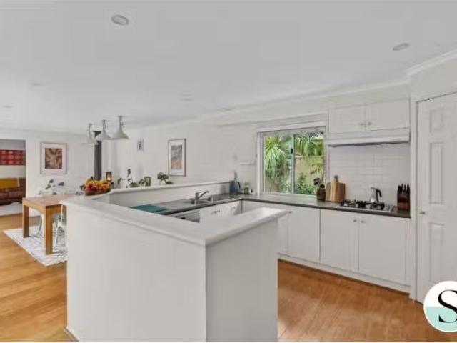House for rent in Pinny Beach, New South Wales