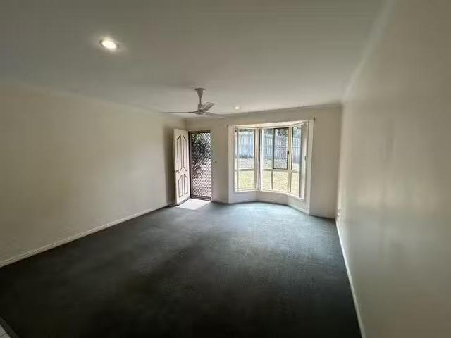 Apartment for rent in Gladstone, Queensland