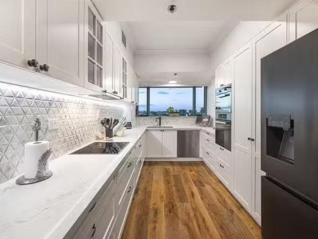 Apartment for rent in Toombul, Queensland